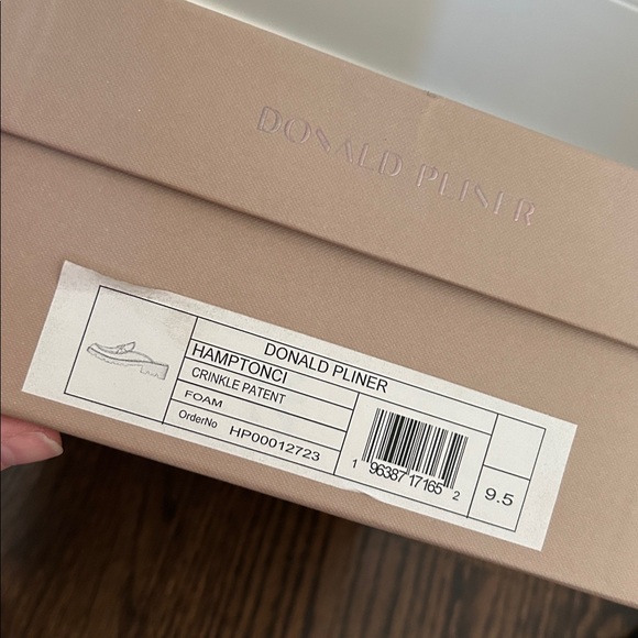 Donald J. Pliner Slip-Ons - Picture 8 of 8
